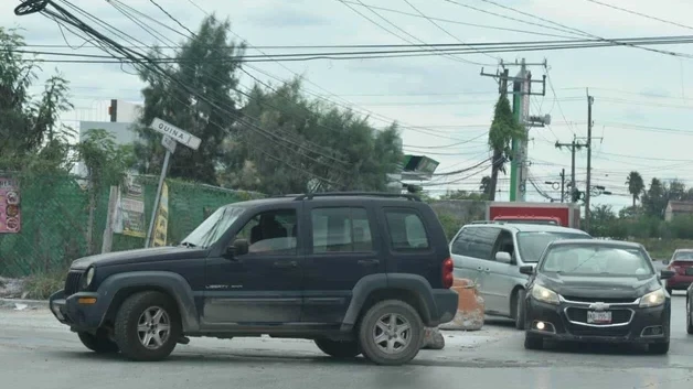 Los obstaculos frenan transito en Lampacitos