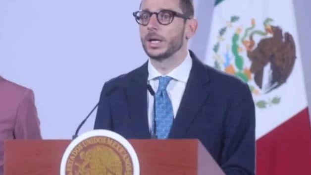 Eduardo Clark reporta ahorro de 70 mil mdp en compra de medicamentos
