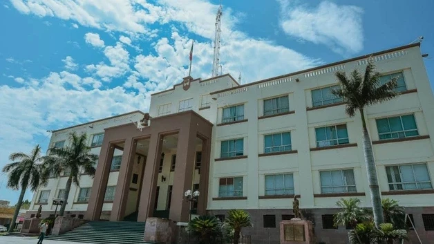 Van tres del Gabinete por candidaturas