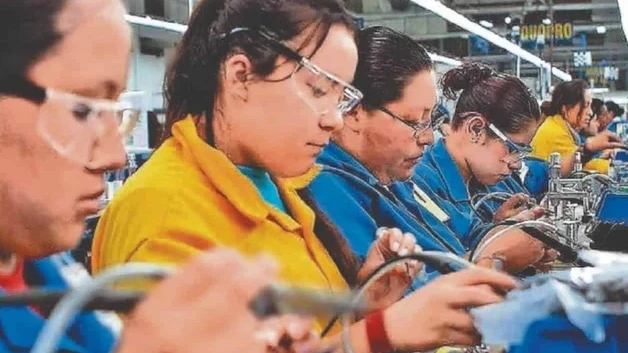 STPS destaca aumento de participación de mujeres en mercado laboral