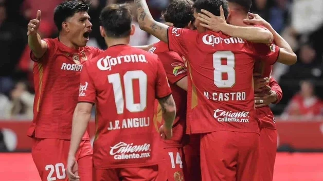 Brilla Toluca a mitad de torneo
