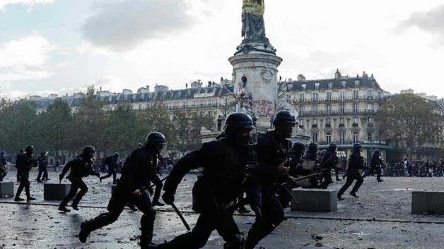Manifestaciones en Francia: embajada pide a mexicanos estar alerta