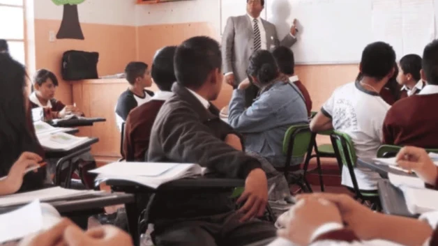 Nueva Escuela Mexicana enfrenta resultados de la prueba PISA 2025
