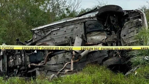 Muere policia tras volcadura en la Matamoros-Victoria