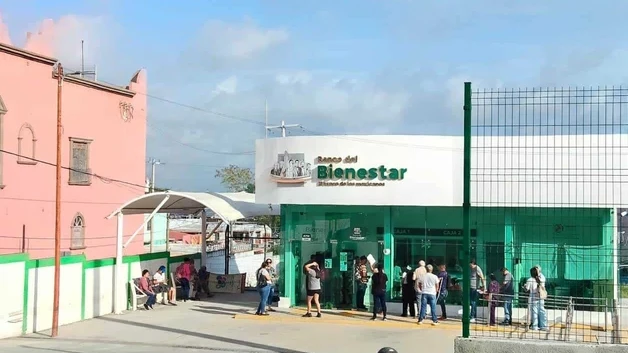 Dispersan pagos de becas hasta el 30 de octubre