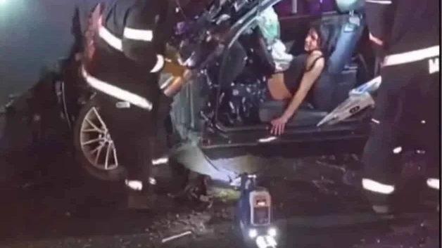 Adolescente provoca carambola vehicular; varios heridos graves