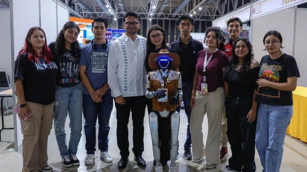 Lanzan ruta juvenil y concurso de ciencia en el CIET 2026