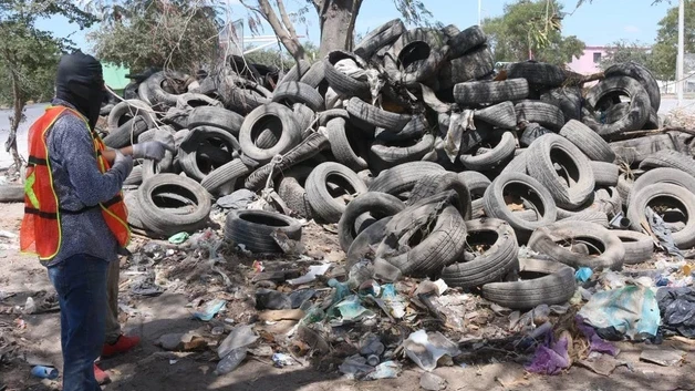 Acumulan 300 mil llantas en colonia de Reynosa