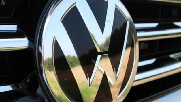 Llegan a acuerdo para evitar huelga en Volkswagen