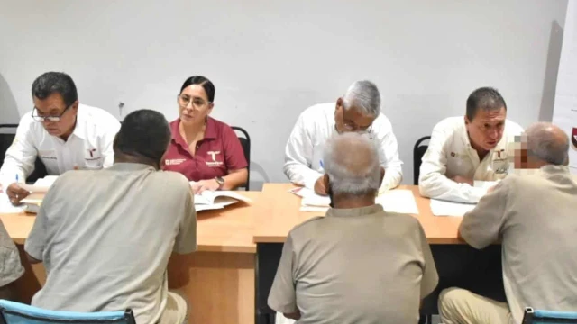 Revisan expedientes y situación procesal Acercan a internos servicios jurídico