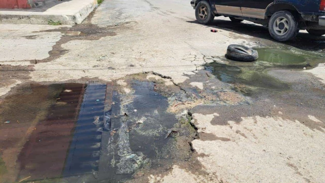 Sin control fugas de aguas negras