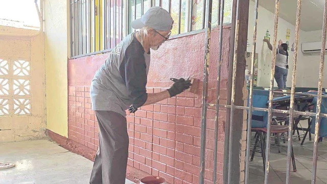 Mejoran escuelas por retorno a clases