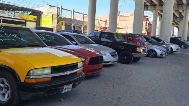Crece venta ilegal de autos ´chocolate´