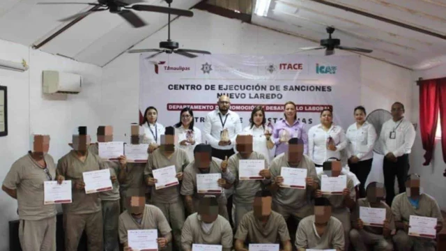 Certifican laboralmente a internos del CEDES Laredo