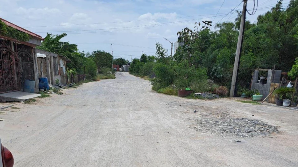 Reclaman habitantes se pavimente las calles