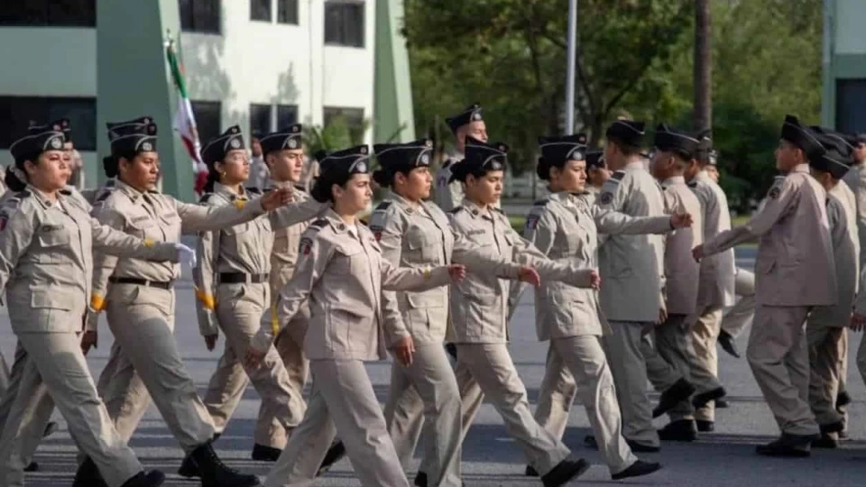 Bachilleratos militarizados seguirán operando en Guanajuato