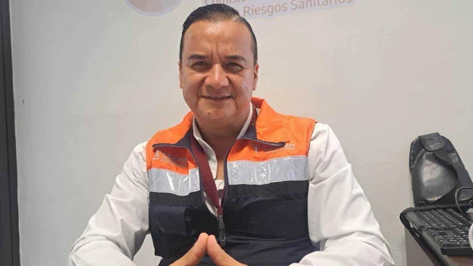 Demanda denunciar a impostores sanitarios