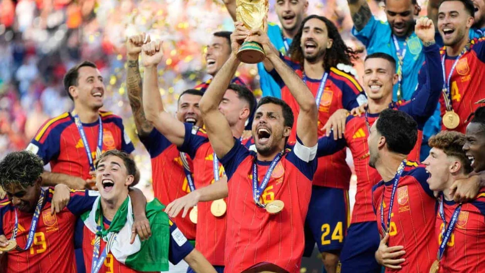 ¡Reyes del mundo!
