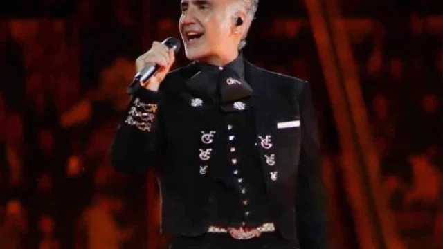 Canta con el alma ´El Potrillo´