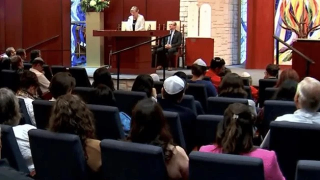 Van por residentes a Israel
