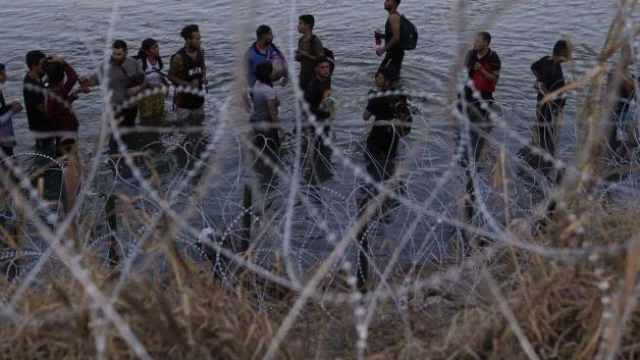 Impugnan ley de Texas; es anticonstitucional y viola ley migratoria