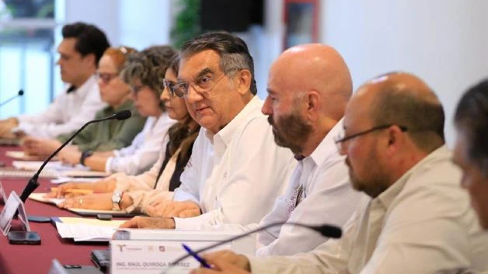 Estado rescatará la laguna "La Escondida"