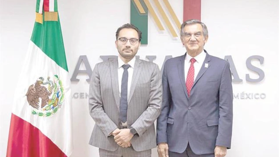 Se reúne Américo con nuevo titular de Aduanas