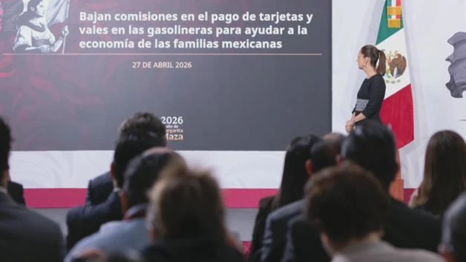 Va Sheinbaum por gasolina más barata