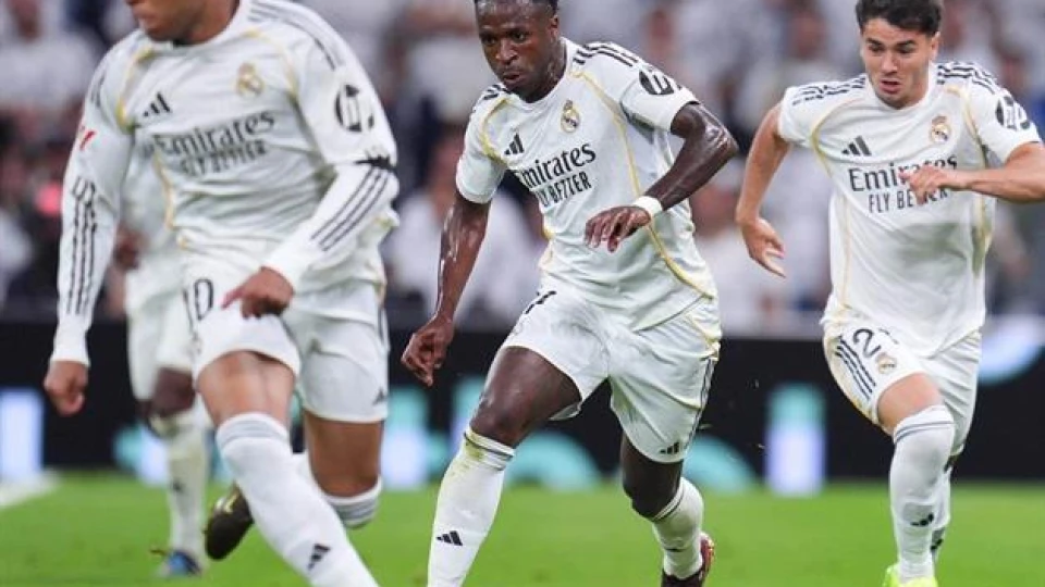 Mbappé y Vinícius sacan al Real Madrid de mala racha