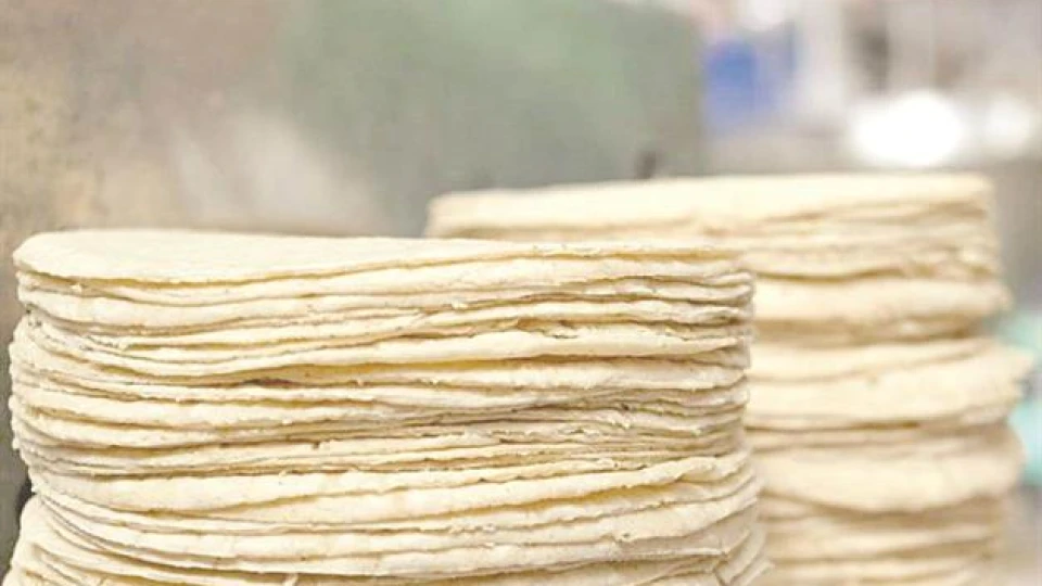 Tortilla se mantiene, pero bajo presión