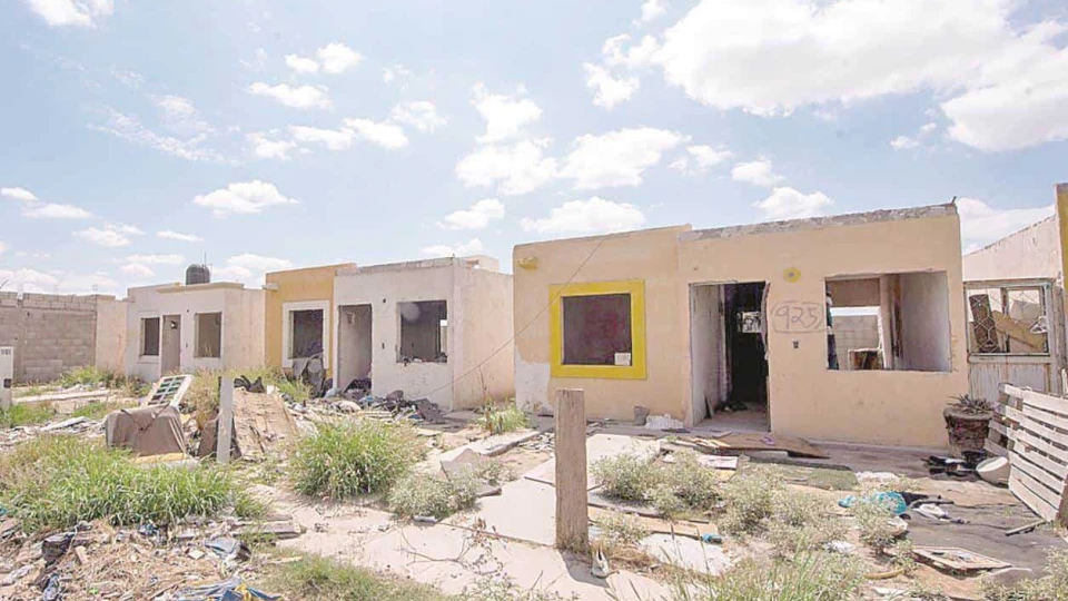 Se expande ciudad, pero abandonan 48 mil casas