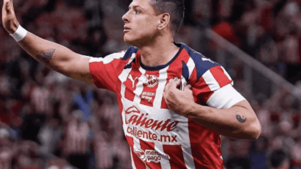 Chicharito envía mensaje a Chivas en su 120 aniversario