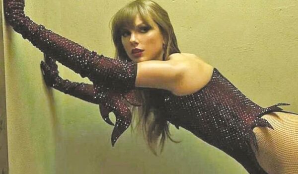 Deslumbra con bodysuit