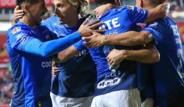 Cumple Rayados; vence al Necaxa