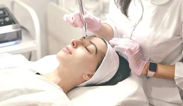 Coepris clausuran 10 clínicas ‘patito’