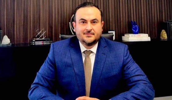 Ni el cambio de género evita la pensión a hijos