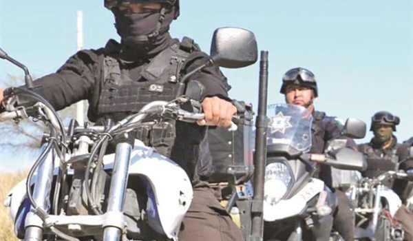 Dan de baja a 700 policías en Tamaulipas