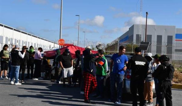 Cierra empresa y deja sin empleo a mil trabajadores
