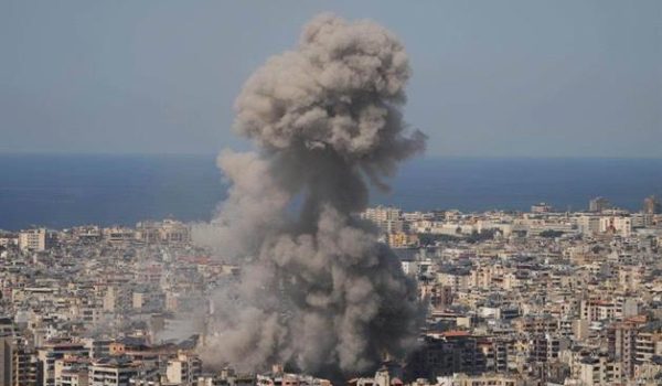 Irán ataca barcos, aeropuerto y petroleras de Dubái