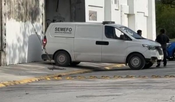 Hallan cuerpo afuera de inmueble en la Ribereña
