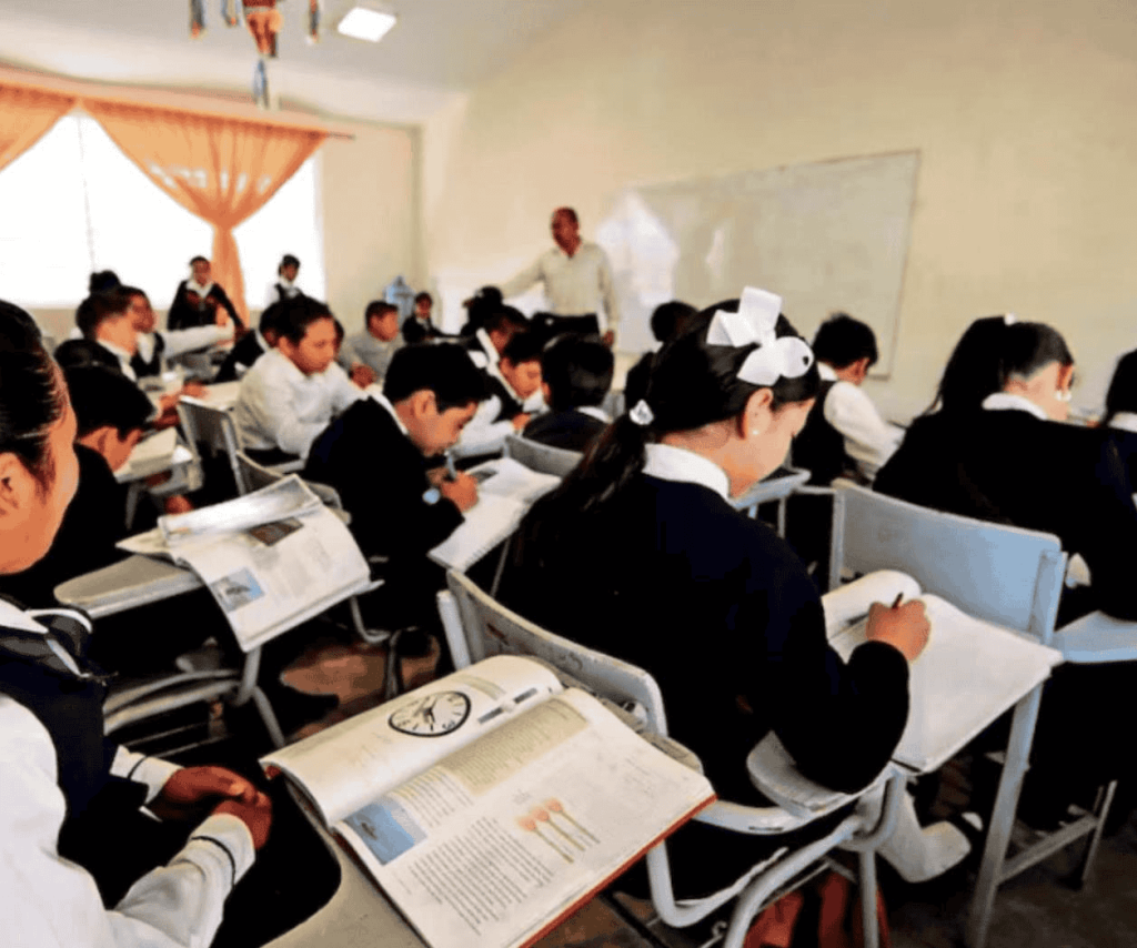 La Secretaría de Educación Pública acordó con autoridades estatales mantener los 185 días efectivos de clase, tras la reunión del CONAEDU