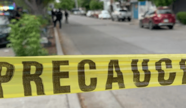 Balacera deja un muerto y un agente lesionado en Guanajuato