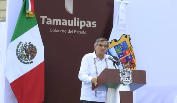 Niega gobernador fallas logísticas en hospitales